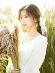 [Photobook] 2021.04.09 TWICE Sana 1st Photobook 「Yes, I am Sana.」
