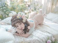 [Cosplay] Yixiao 一笑芳香沁 - Princess and the Pea 豌豆公主