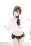 [Cosplay] 日奈娇 牛仔裤人妻