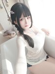 [Cosplay] 日奈娇 牛仔裤人妻
