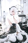 [Cosplay] 日奈娇 2B奶盖女仆