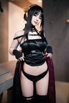 [Cosplay] Sakurai Ningning 桜井宁宁 - Mrs. Joel 约尔太太