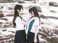 [Cosplay] 不呆猫 三無人型 水手服百合黑丝