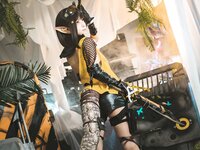 [Cosplay] 三無人型 森蚺精一