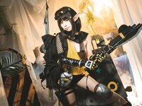 [Cosplay] 三無人型 森蚺精一