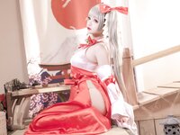 [Cosplay] 日奈娇 碧蓝航线 可畏巫女