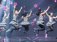 Platinum Flash Vol.23 (2023) 乃木坂46 遠藤さくら 佐藤楓 佐藤璃果 櫻坂46 小島凪紗 愛来 NGT48 小越春花 AKB48 大盛真歩 桐原美月 山田せいあ