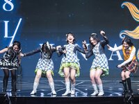 Platinum Flash Vol.23 (2023) 乃木坂46 遠藤さくら 佐藤楓 佐藤璃果 櫻坂46 小島凪紗 愛来 NGT48 小越春花 AKB48 大盛真歩 桐原美月 山田せいあ