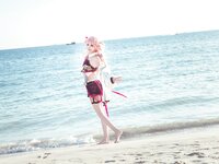 [Cosplay] 艾西aiwest 原神烟绯 花鸟与情