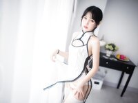 [Cosplay] 不呆猫 人妻白旗袍