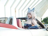[Cosplay] KANEKO 咔喵 信浓赛车 跑车