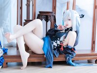 [Cosplay] 封疆疆v 申鹤海灯节