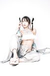 [Fantia] 2024年1月 いくみ – (193iKkyu3)