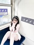 [UHHUNG MAGAZINE] Hani (하니) - The Girlfriend on The Subway