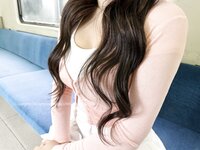 [UHHUNG MAGAZINE] Hani (하니) - The Girlfriend on The Subway