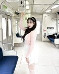 [UHHUNG MAGAZINE] Hani (하니) - The Girlfriend on The Subway