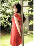[Photobook] Miria Watanabe 渡辺みり愛 1st Photobook - Negative Gorgeousness 消極的な華やかさ (2021-08-31)