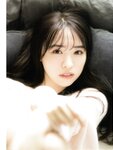 [Photobook] Miria Watanabe 渡辺みり愛 1st Photobook - Negative Gorgeousness 消極的な華やかさ (2021-08-31)