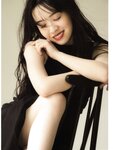 [Photobook] Miria Watanabe 渡辺みり愛 1st Photobook - Negative Gorgeousness 消極的な華やかさ (2021-08-31)