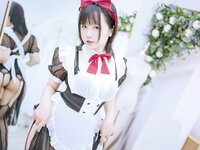 [Cosplay] 阿半今天很开心 透明女仆