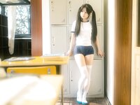 [Cosplay] Rua 阮阮 - Spring, changing to gym clothes 春の更衣室 体操服
