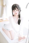 [Cosplay] 日奈娇 NO.99 - 牛仔裤人妻