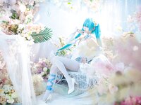 [Cosplay] Aiwest 艾西 - Hatsune powder butterfly flower 初音 粉蝶花