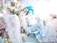 [Cosplay] Aiwest 艾西 - Hatsune powder butterfly flower 初音 粉蝶花