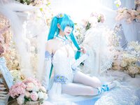 [Cosplay] Aiwest 艾西 - Hatsune powder butterfly flower 初音 粉蝶花