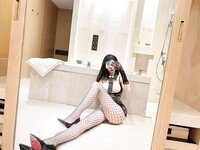 [Cosplay] 葛征GEZHENG 浴室网洞黑丝