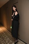 [Cosplay] 章芃芃 风衣黑丝
