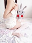 [Cosplay] 羽天shine 白丝白色毛衣