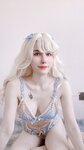 [Cosplay] 鹿八岁 金发可爱女孩