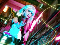 [Cosplay] 鹿八岁 赛博朋克 边缘行者 露西