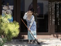 [Photobook] 吉根ゆりあ ヌード写真集 実りの季節で