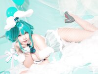 [Cosplay] Nyako 喵子 - Hatsune White Rabbit 初音白兔