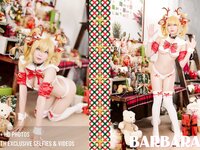 [Cosplay] ZinieQ - Barbara Christmas