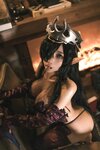 [Cosplay] 杏仁曲奇 黑兽 精灵女王
