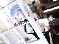 [Cosplay] 水淼aqua 蔚蓝档案 天雨亚子礼服