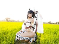 [Cosplay] Hitomi Kadorin カドリン仁美 - Amane-chan wearing a cow costume 牛の着ぐるみを着たあまねちゃん