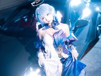 [Cosplay] 花铃 知更鸟