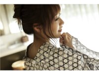 [Photobook] 香澄せな オフィシャルグラビア写真集 吐息に抱かれて