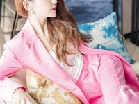[Cosplay] 源纱希喵喵喵 与女上司一起出差的意外发现