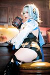 [Cosplay] 半半子 原神优菈