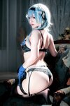 [Cosplay] 半半子 原神优菈