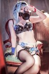 [Cosplay] 半半子 原神优菈