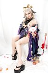 [Cosplay] Caomeiyuyi 草莓羽衣 - 黒ギャル八重神子 墨桜色の夜笙雅芸