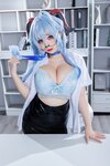 [Cosplay] 胡桃猫Kurumineko 甘雨OL