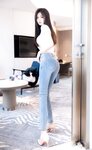 [Cosplay] 周周不吃香菜 简约牛仔裤