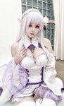 [Cosplay] 九言 艾米莉亚